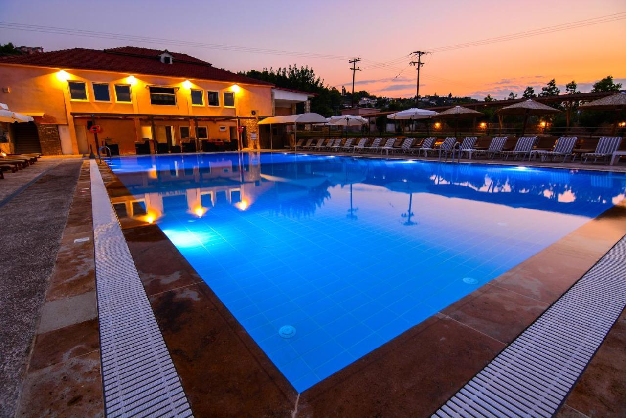 Aqua Mare Resort Melission Exterior photo