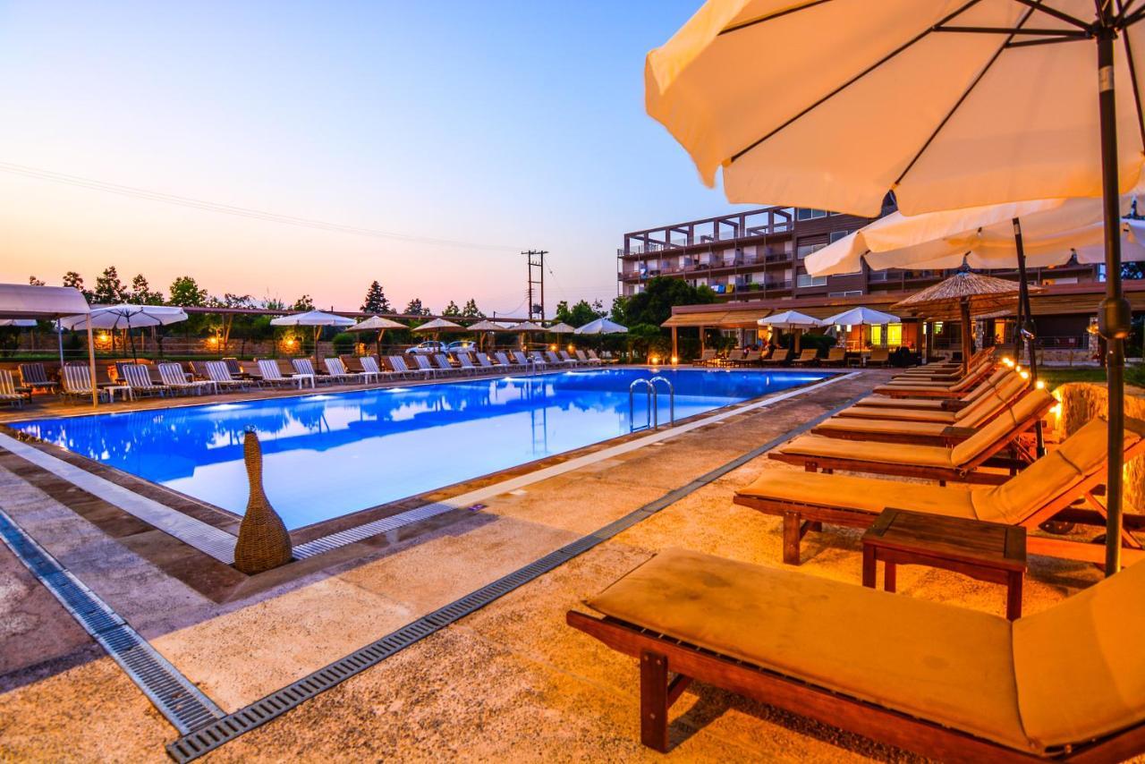 Aqua Mare Resort Melission Exterior photo