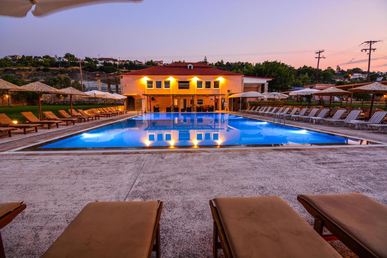 Aqua Mare Resort Melission Exterior photo